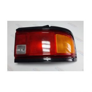 MAZDA 323 SAĞ STOP