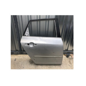 mazda 3 hb arka kapı sağ