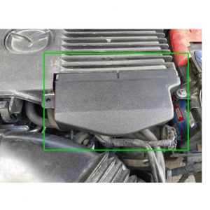 mazda 3 beyin fiş koruma plastiği
